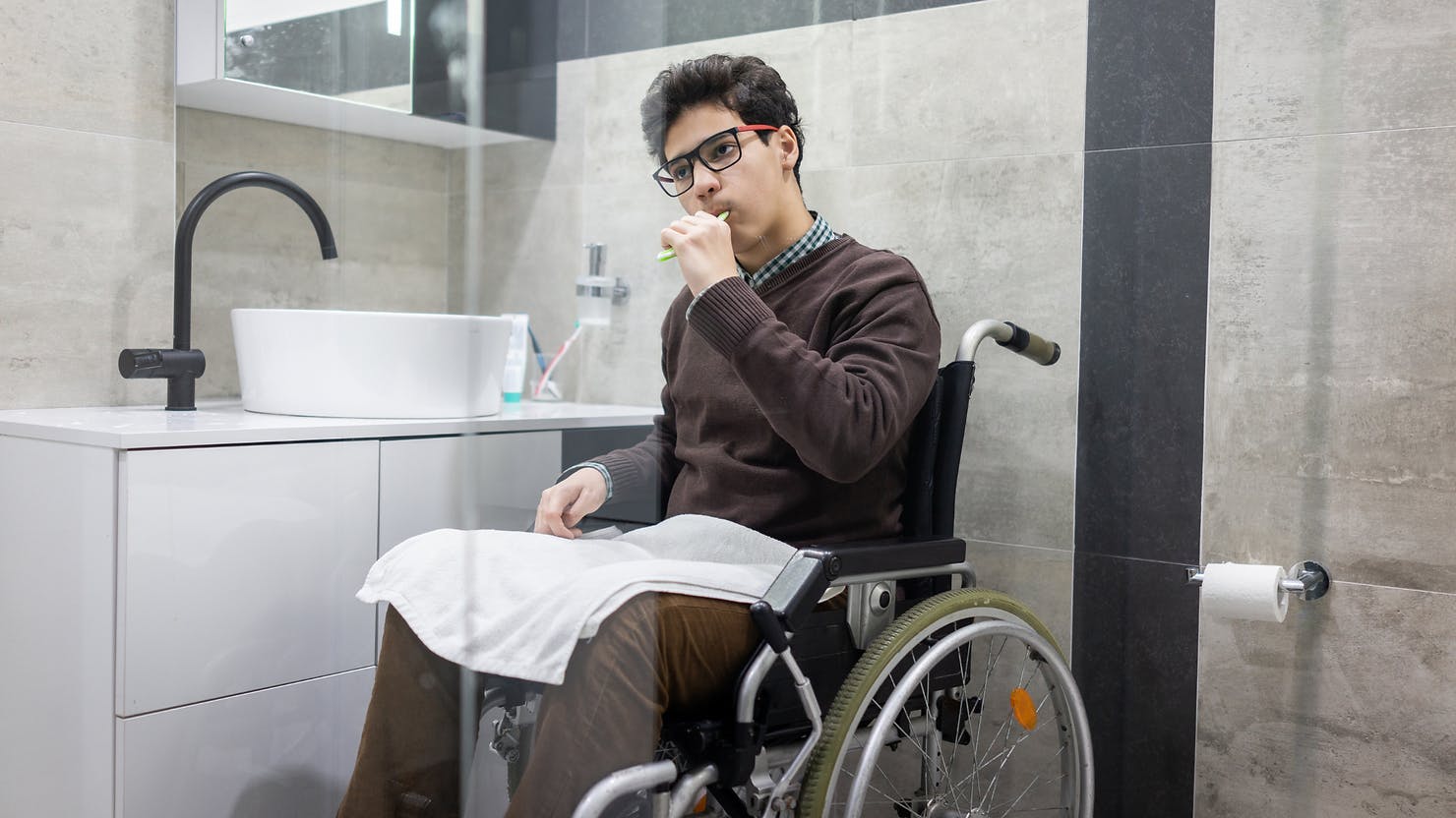 Tips for Designing A Wheelchair Accessible Bathroom